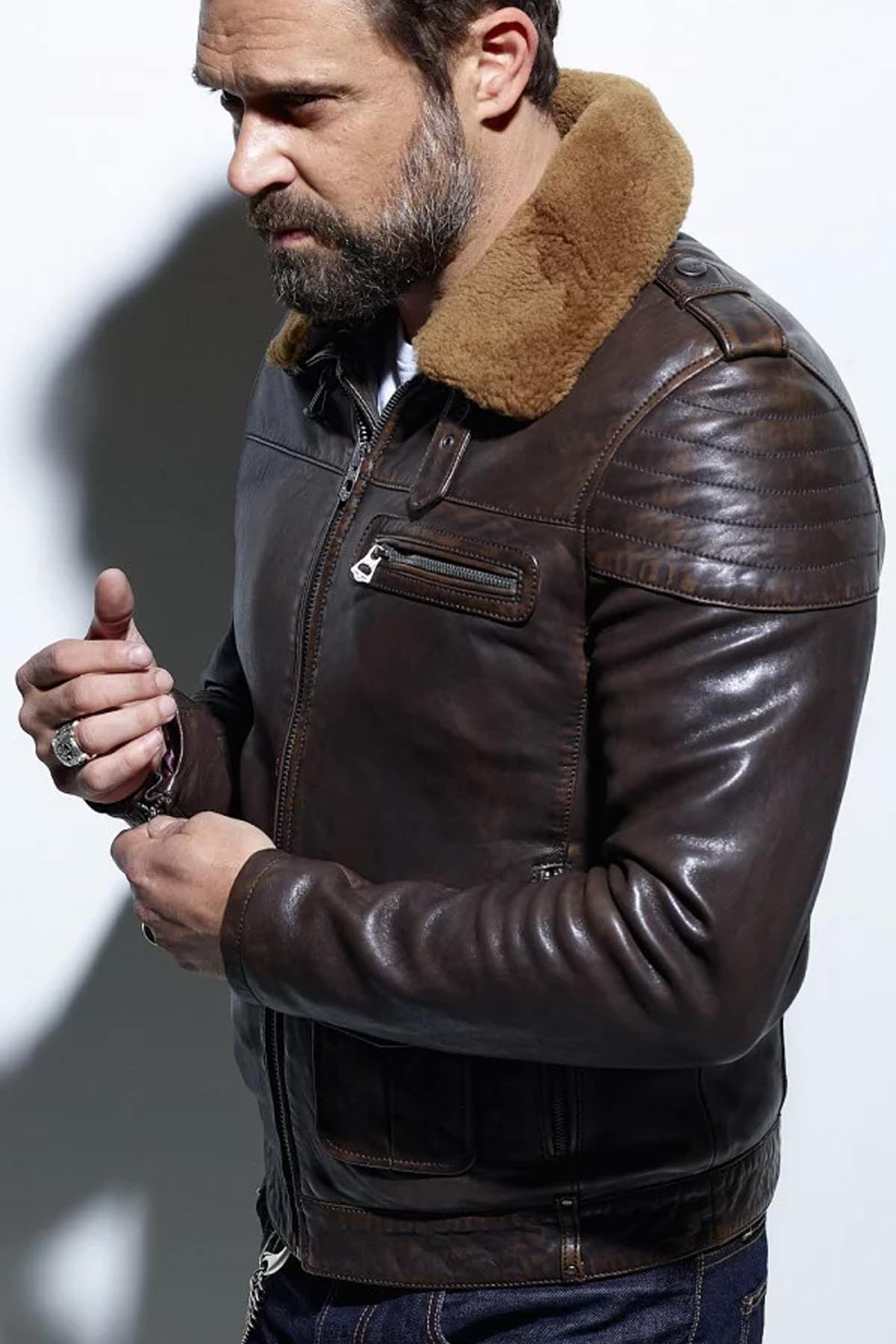 Vintage leather jacket with removable sheepskin collar - Image n°2