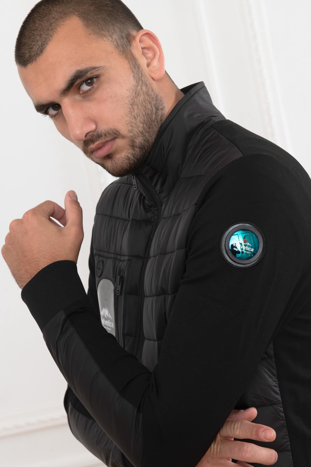 Bi-material textile sportswear jacket - Image n°2