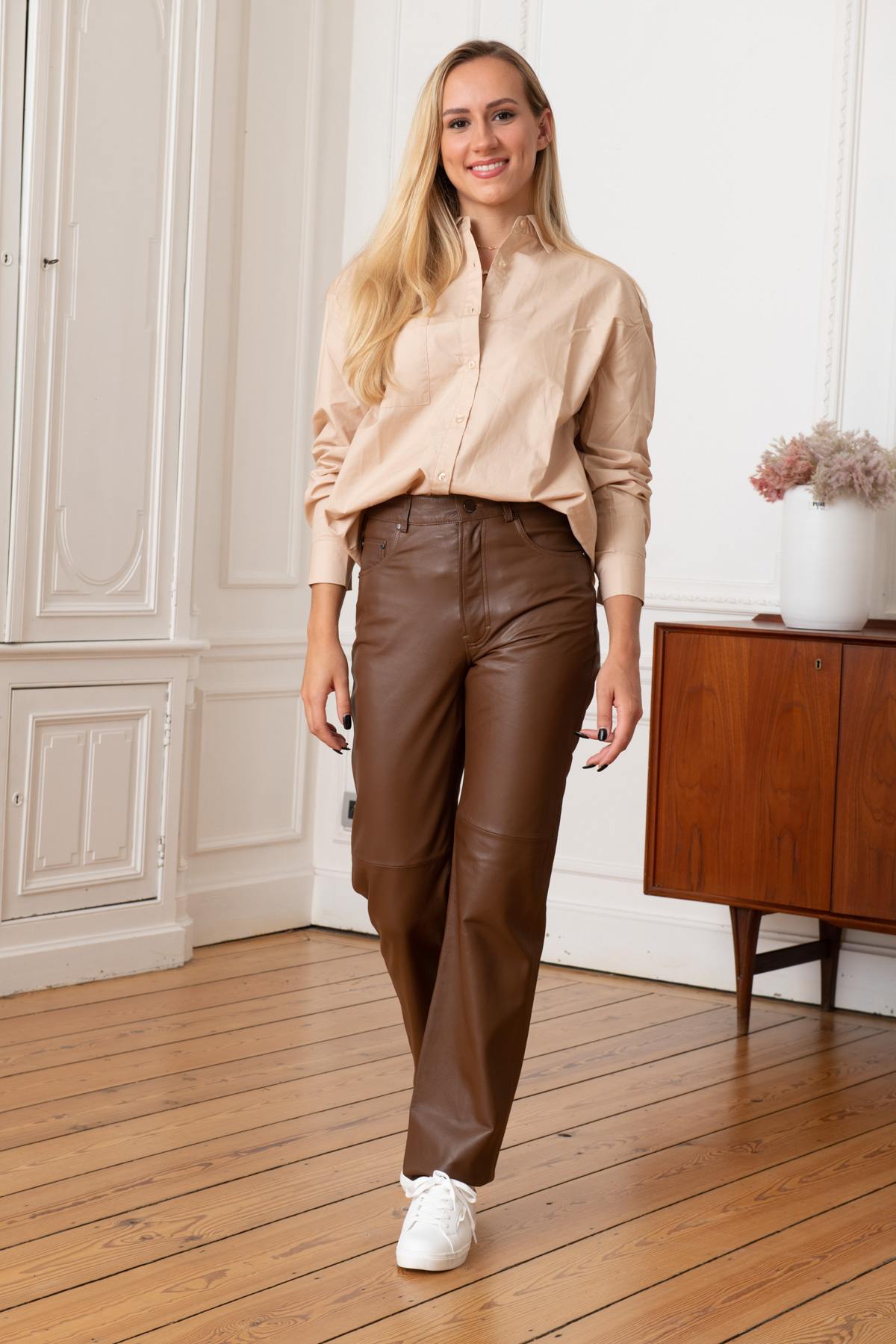 Brown leather flared pants - Image n°7