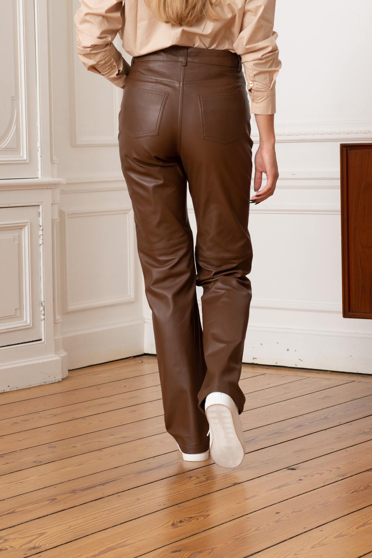 Brown leather flared pants - Image n°8