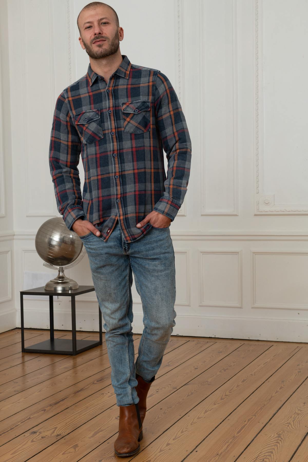 Blue and red checked shirt - Image n°2