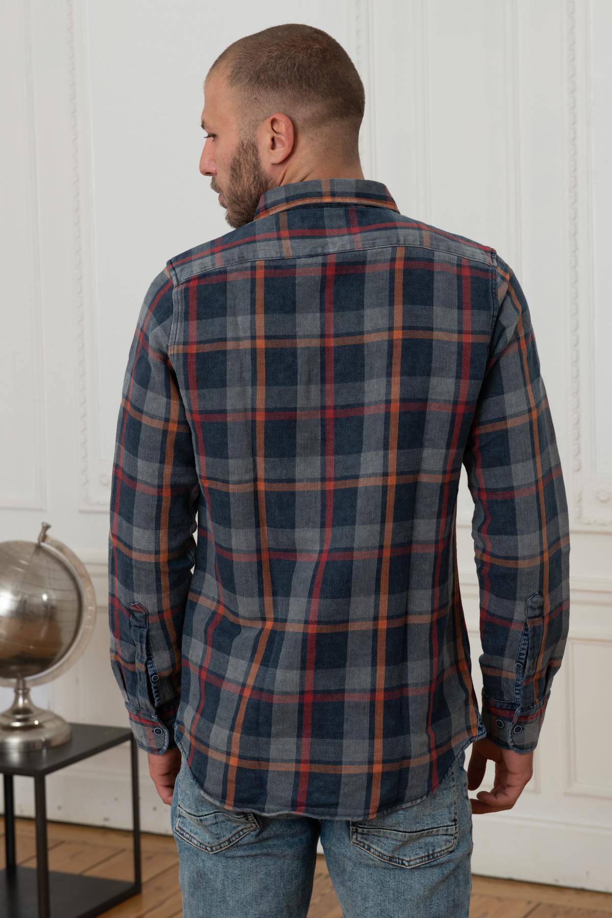 Blue and red checked shirt - Image n°3