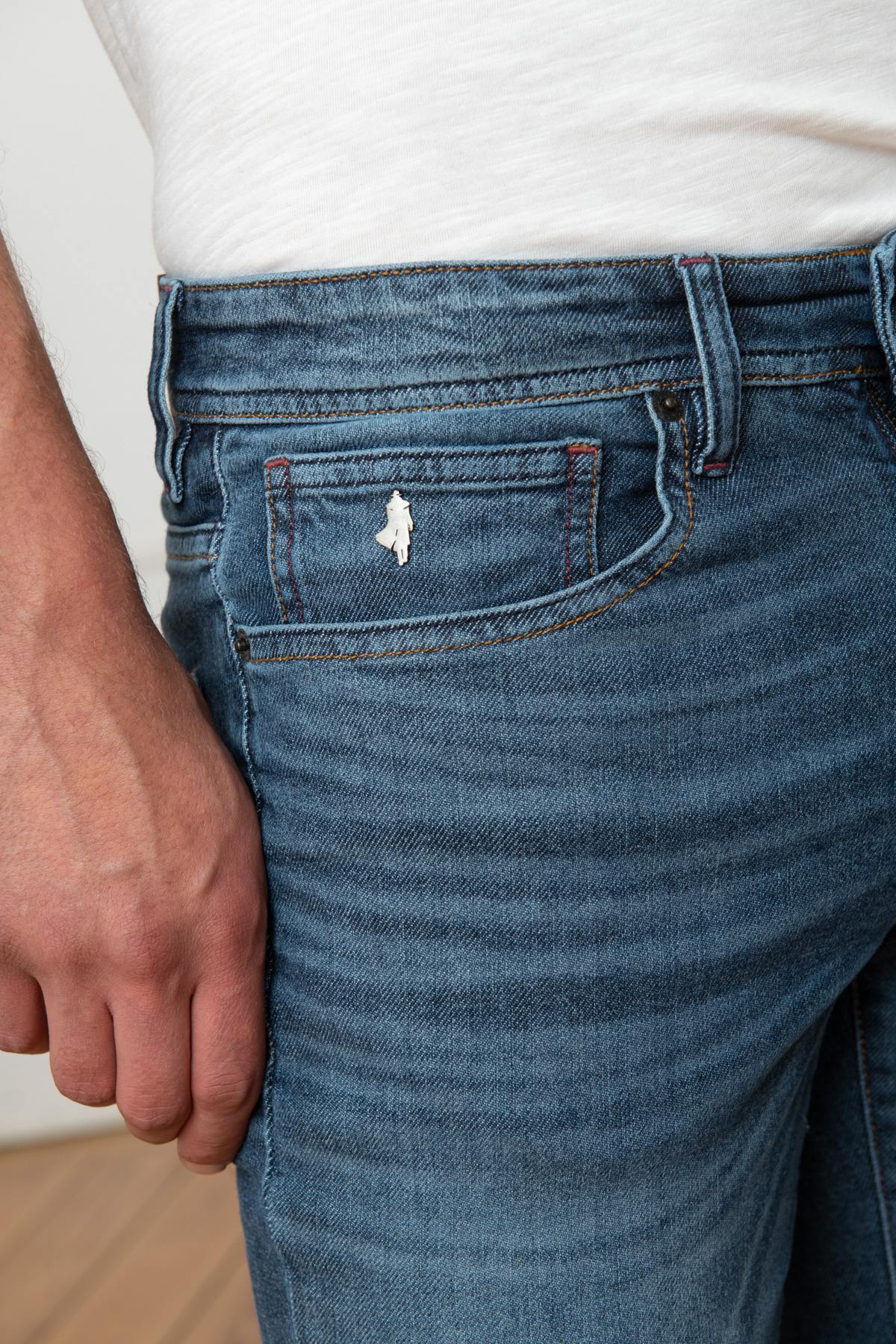 Men's faded blue jeans - Image n°5