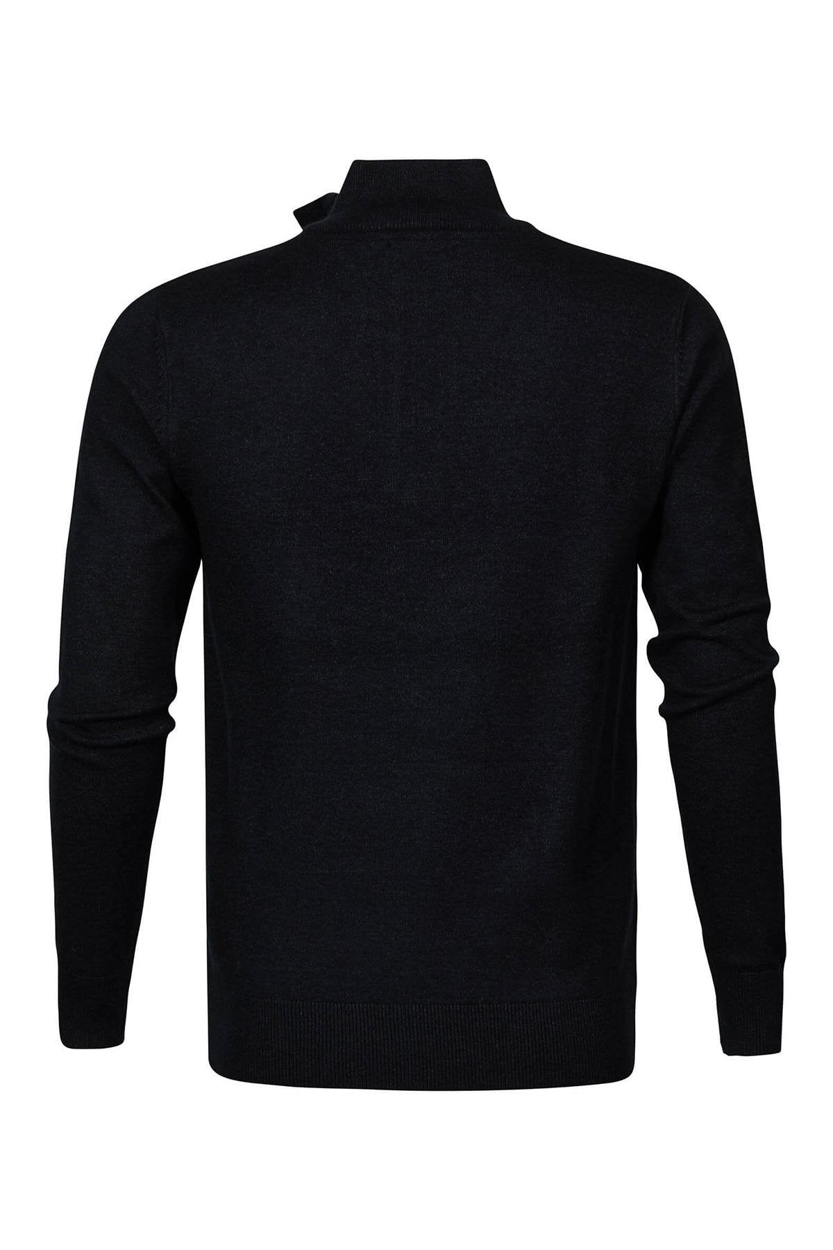 Black high-neck fine knit sweater - Image n°8