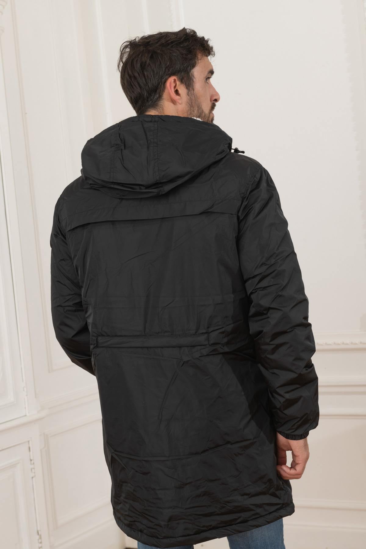 Waterproof windproof coat with fur-lined hood - Image n°4