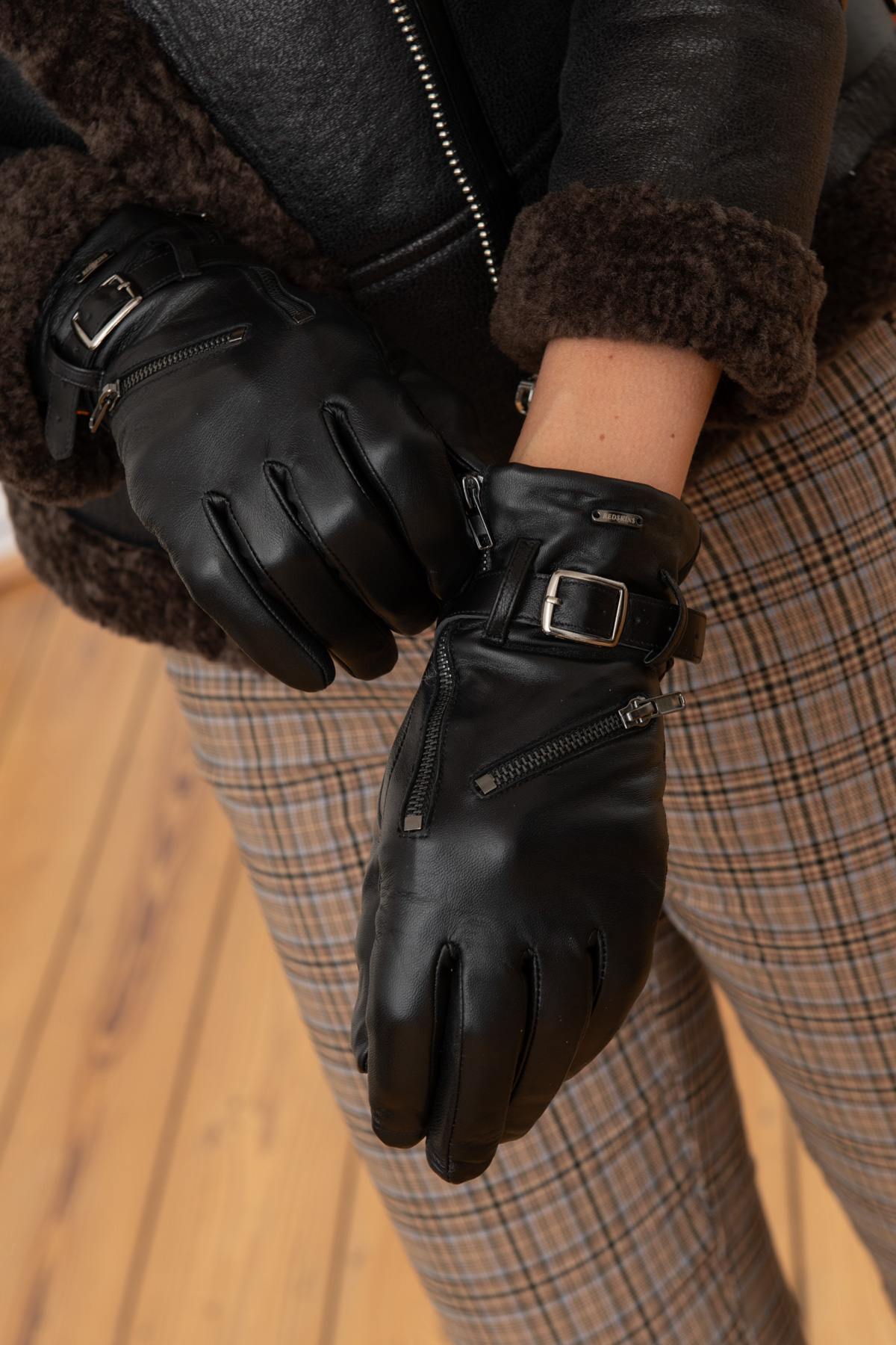 Women's leather gloves with strap and zip - Image n°3