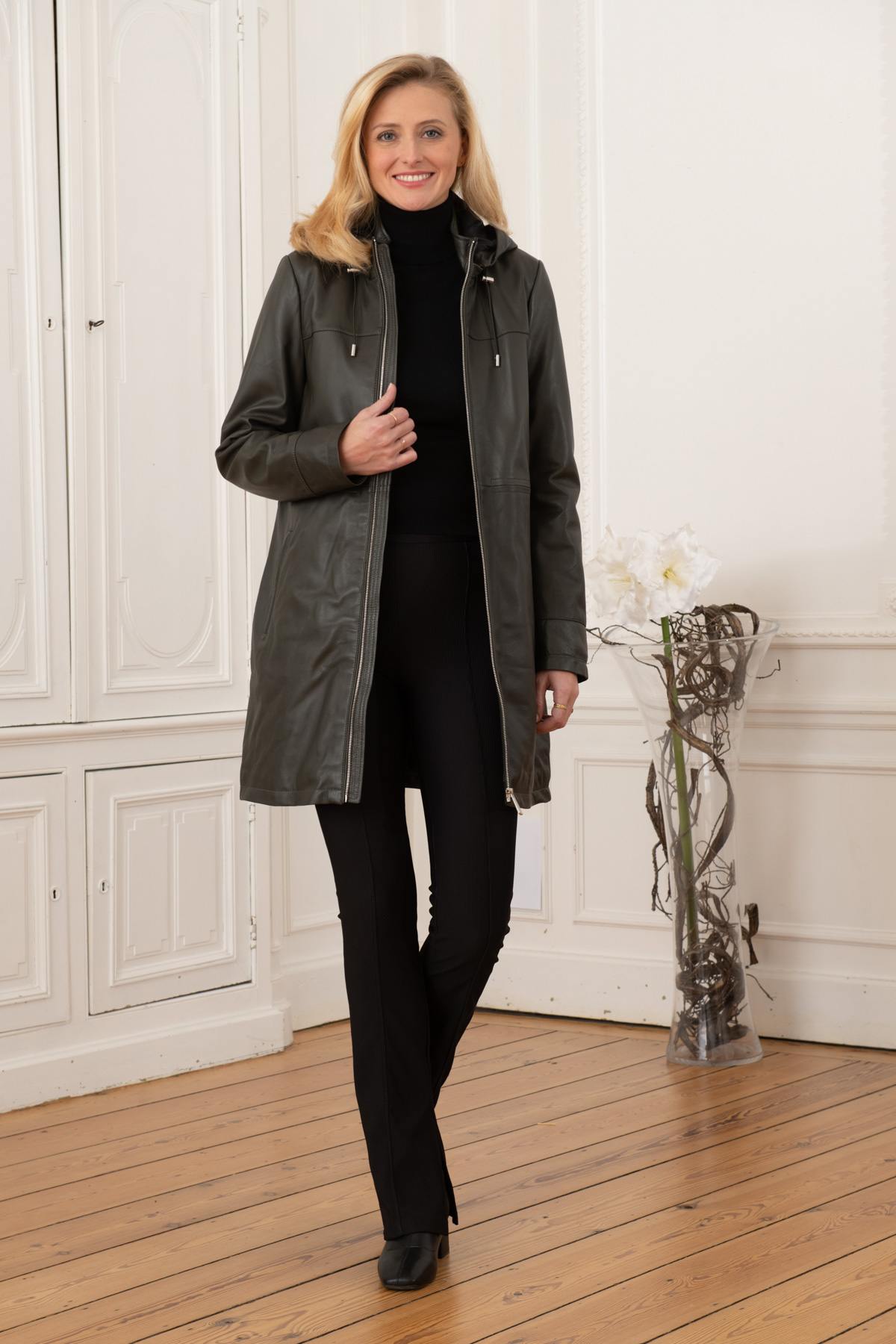 Khaki leather hooded coat - Image n°3