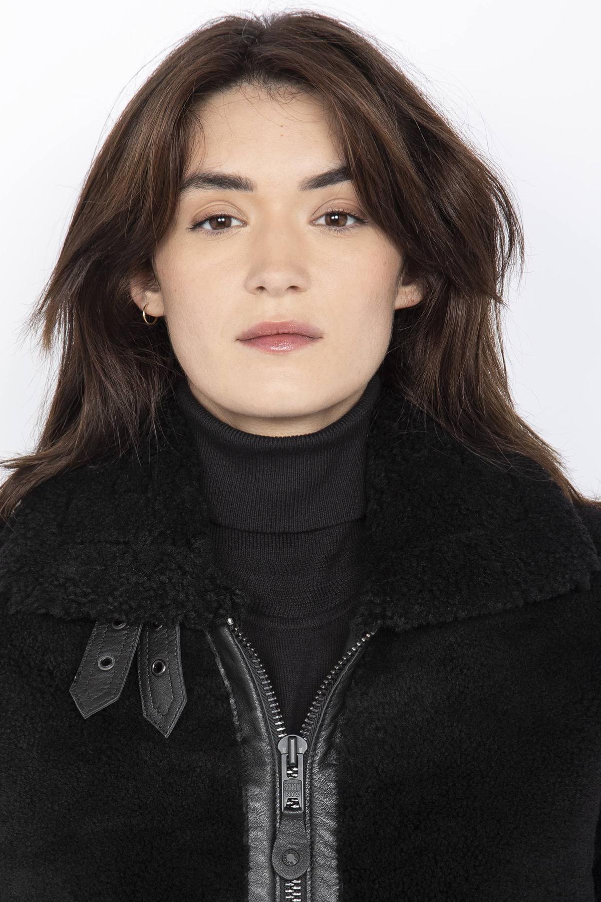 Women's black bomber jacket in shearling and leather details - Image n°7