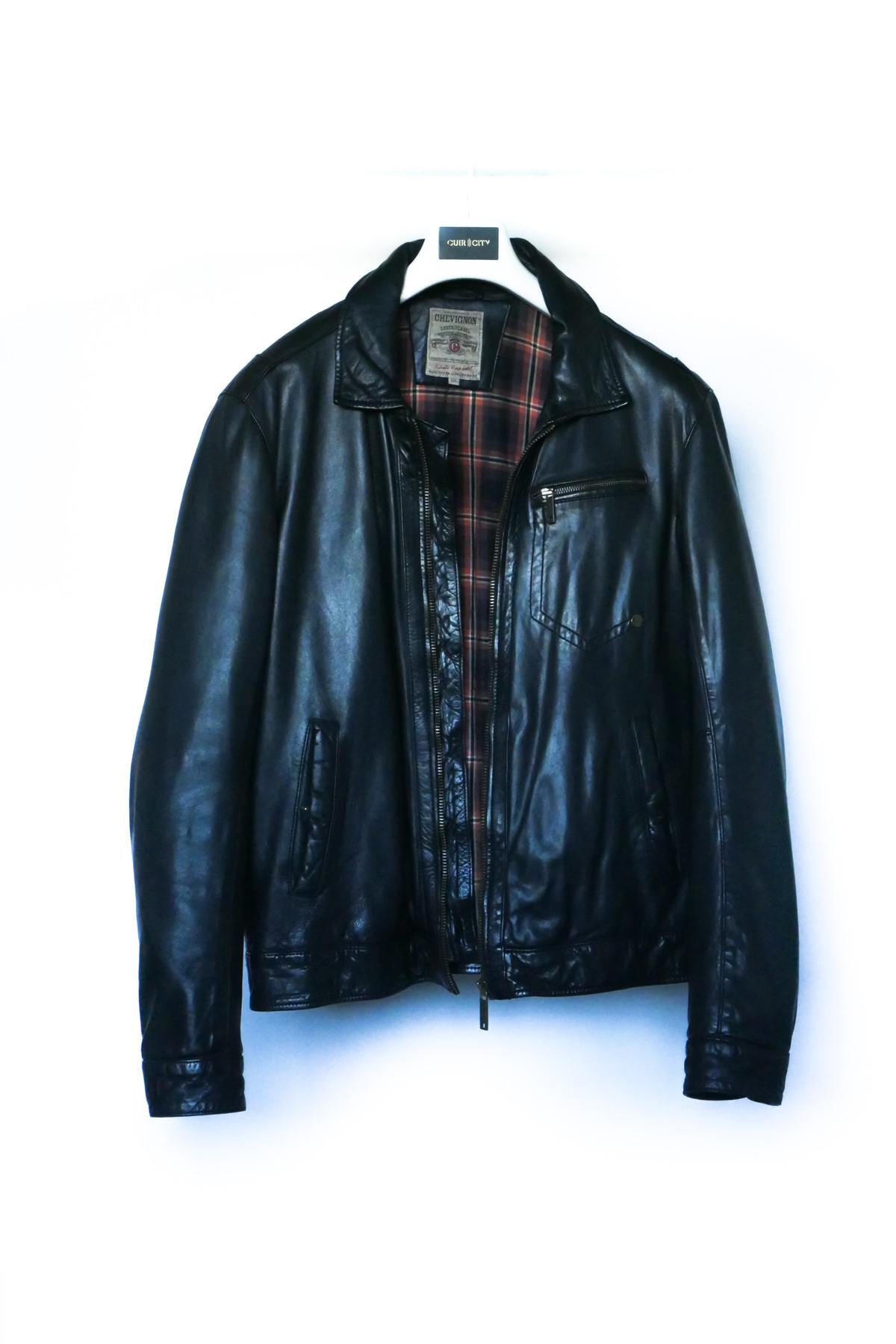 Classic black jacket with shirt collar - Image n°3