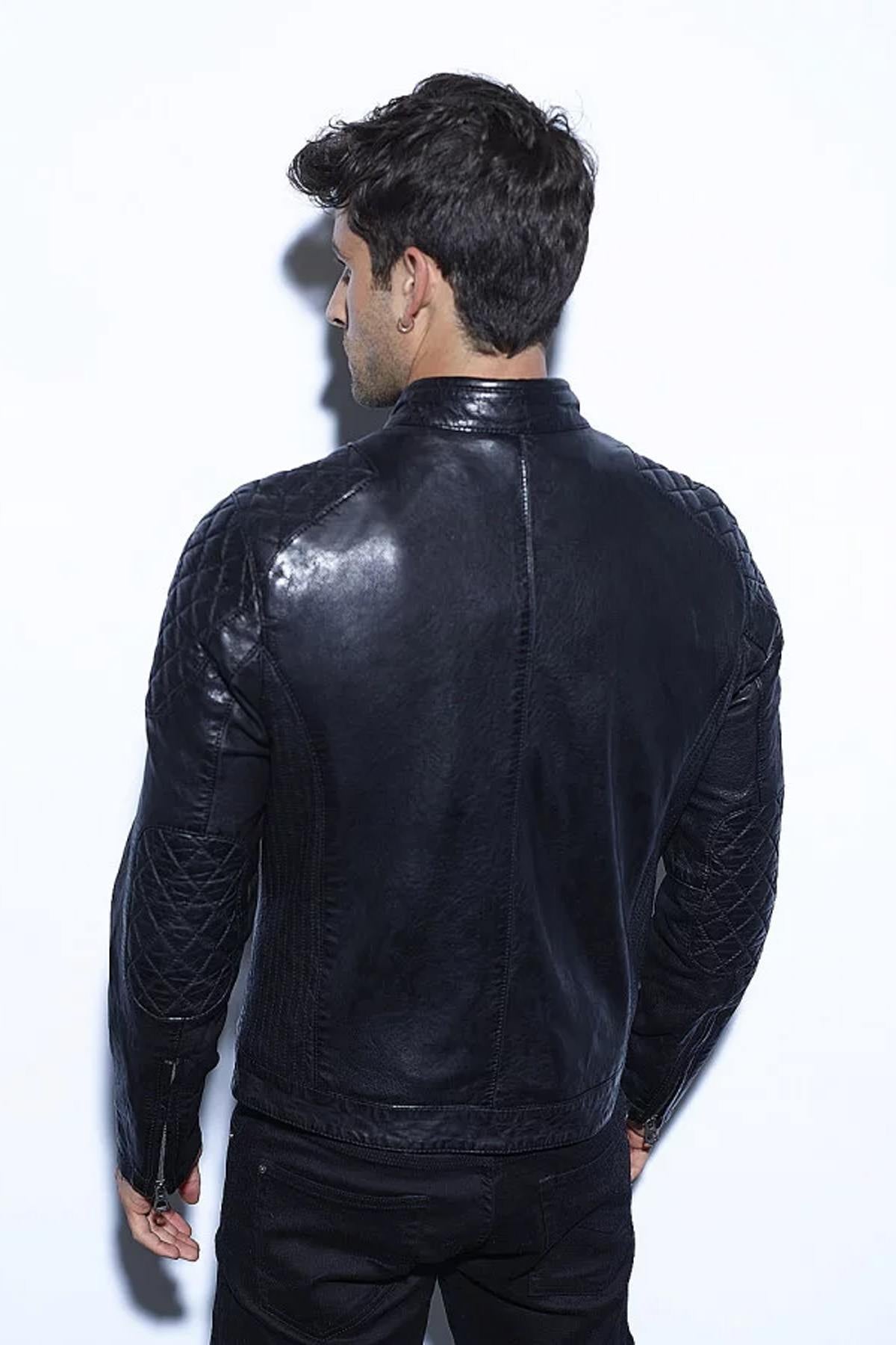 Black quilted leather jacket - Image n°3