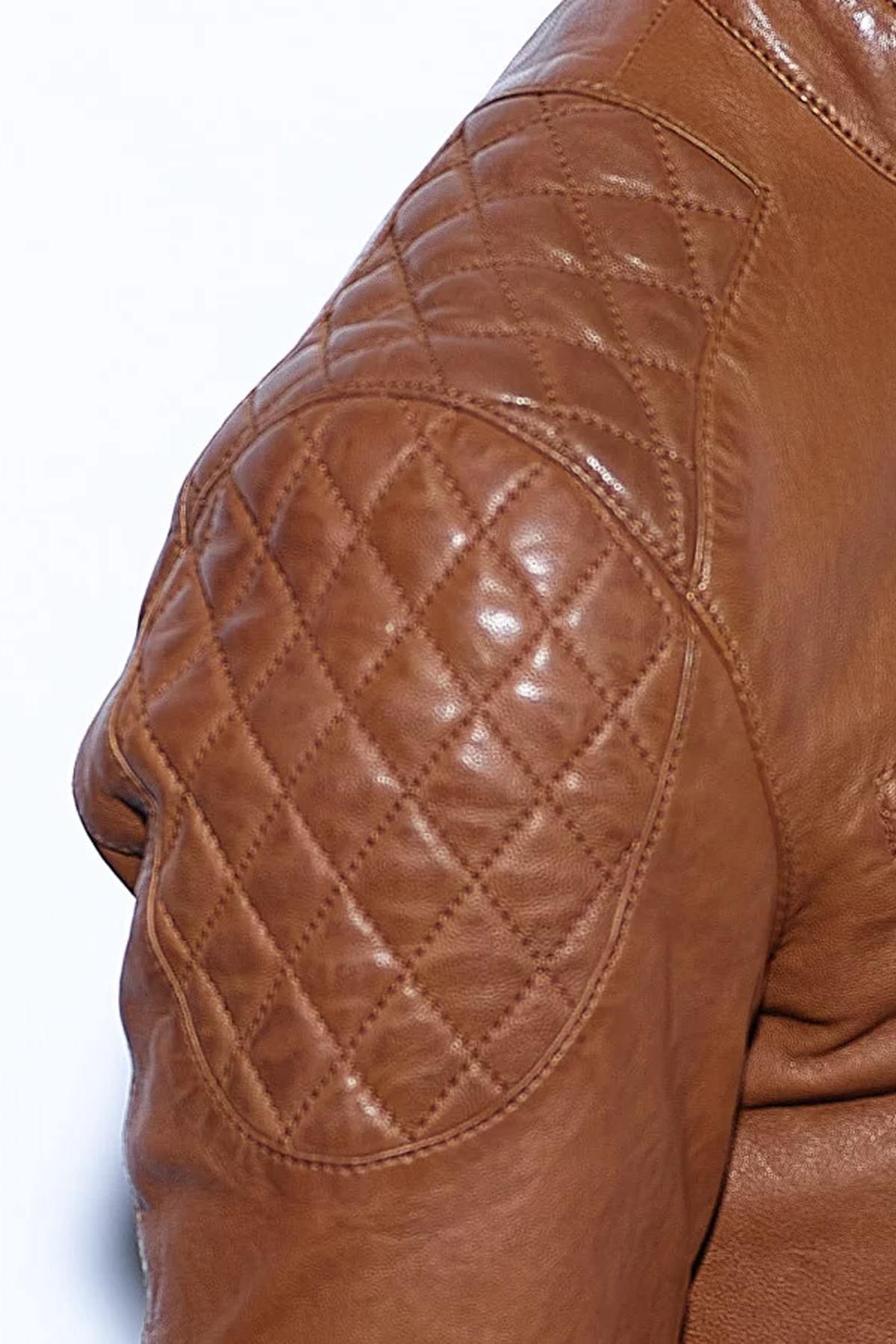 Cognac leather jacket with mandarin collar - Image n°6