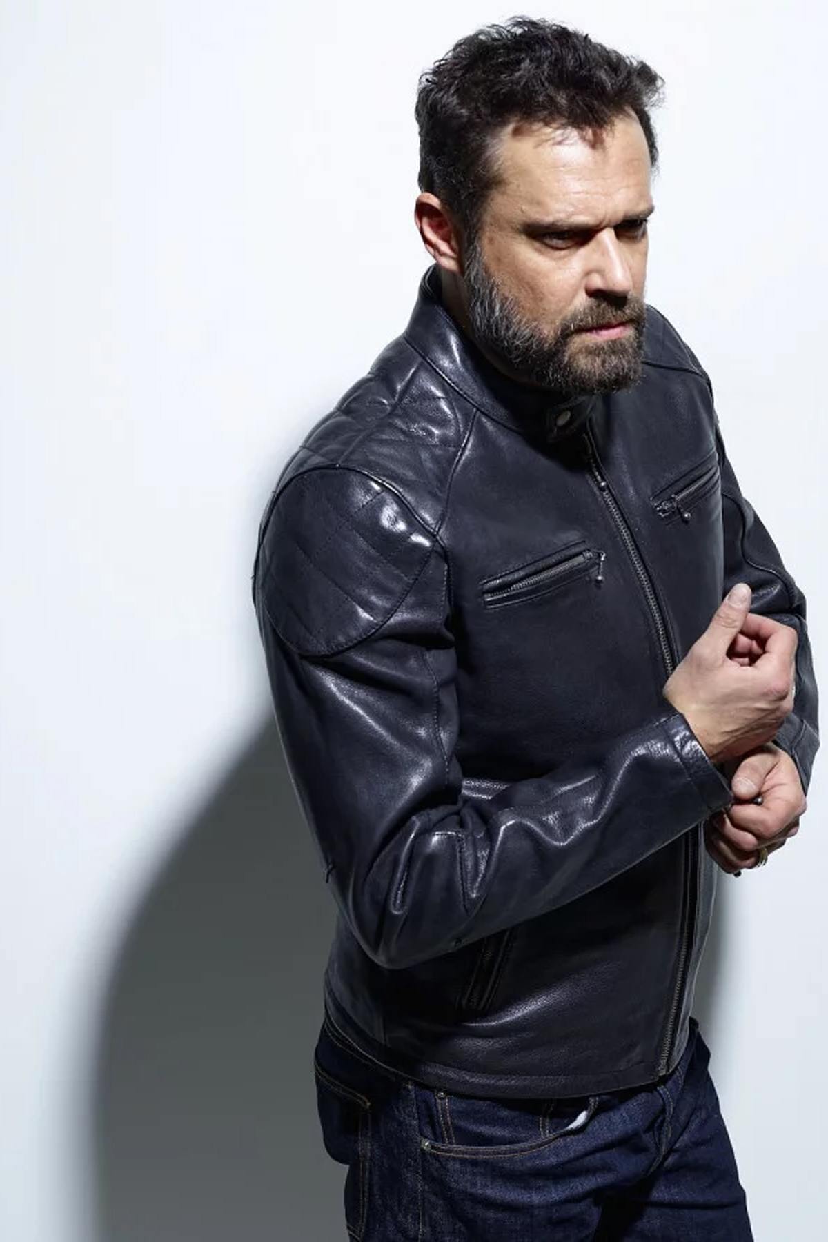 Biker style jacket in thick cowhide leather - Image n°4