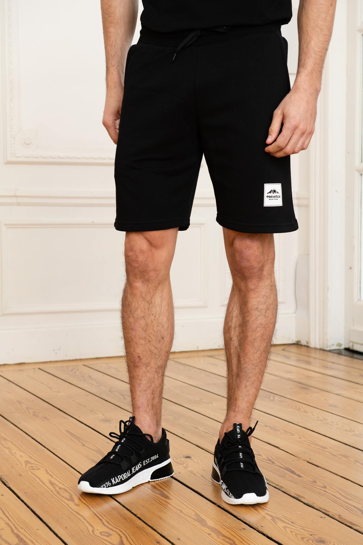 Men's black shorts - Image n°3