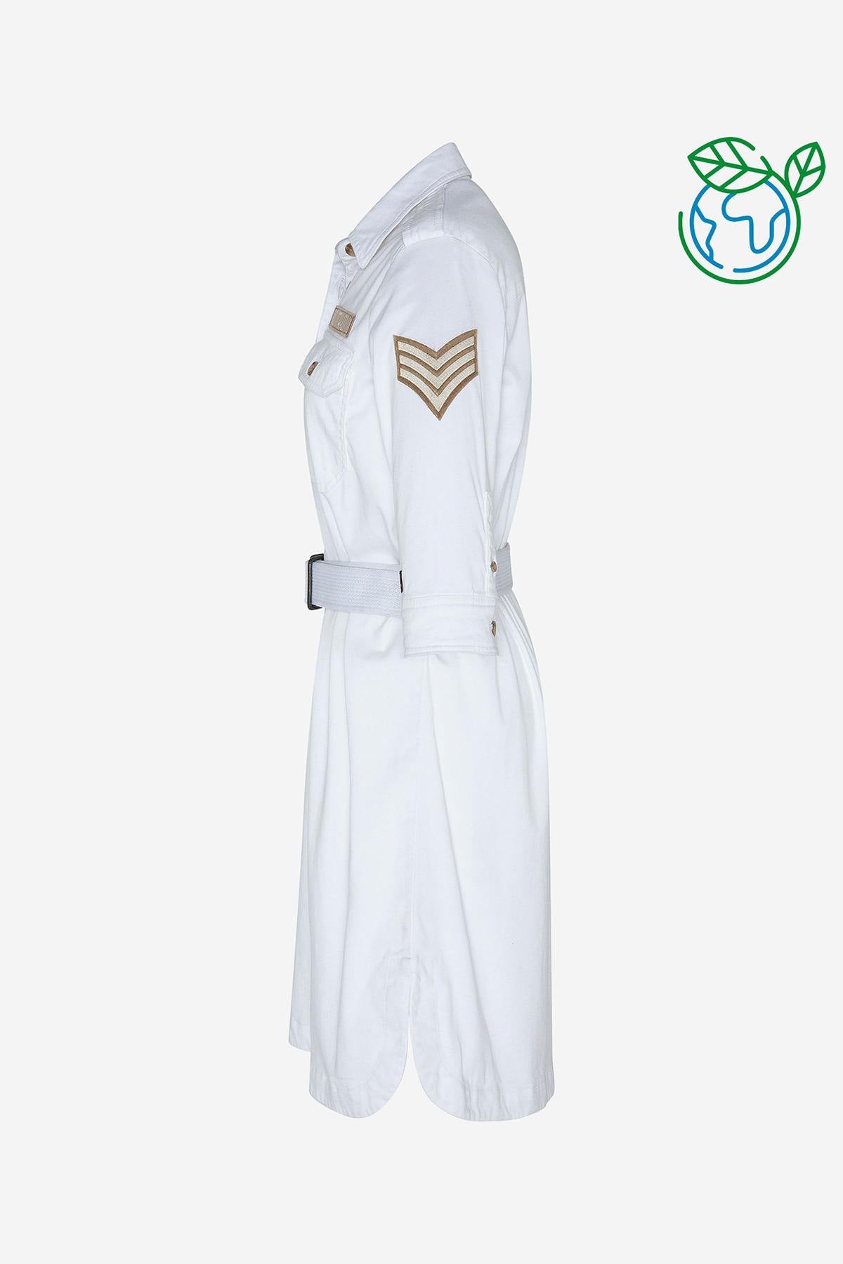 White belted dress with military patches - Image n°2