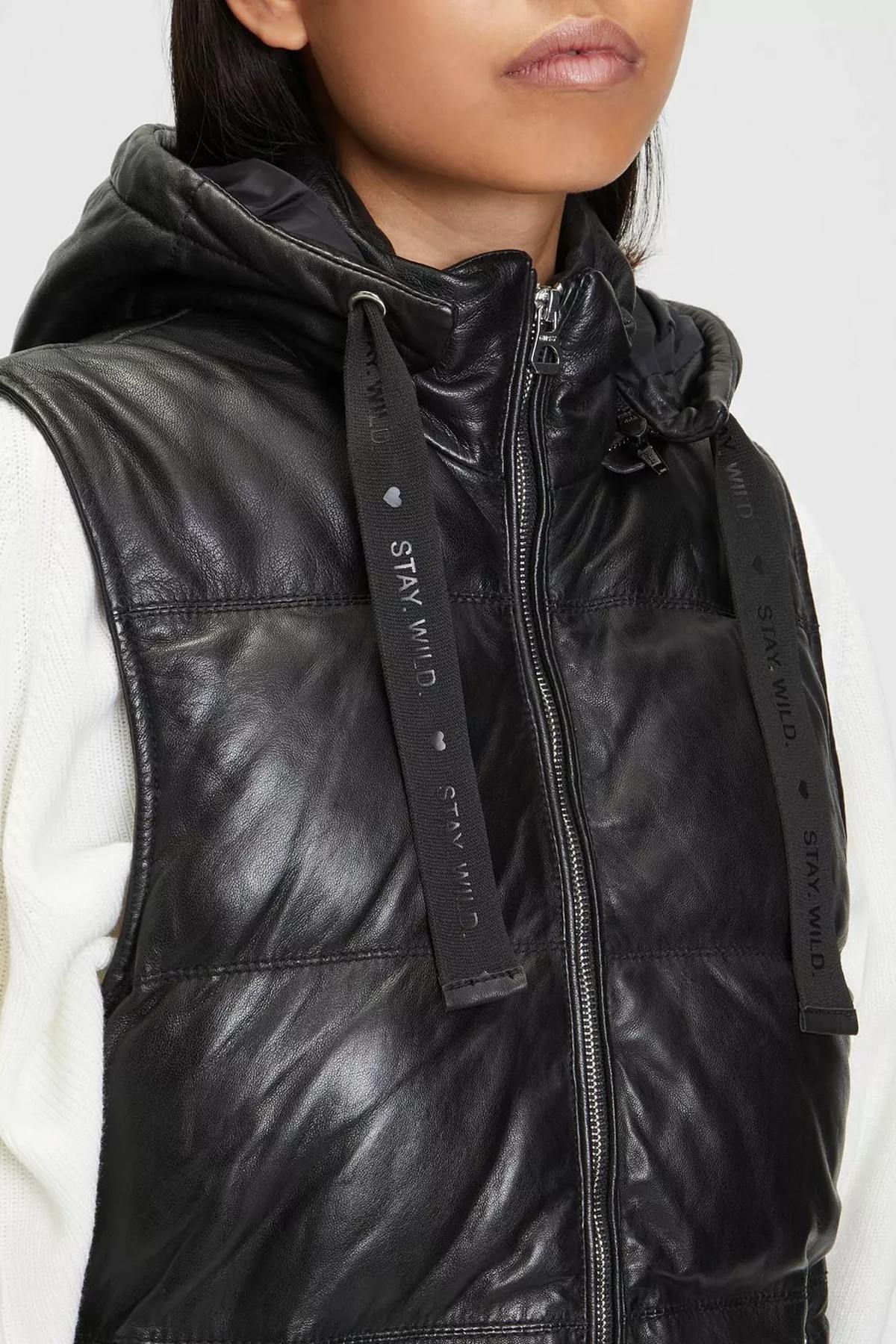 Long sleeveless down jacket in lambskin - Image n°3