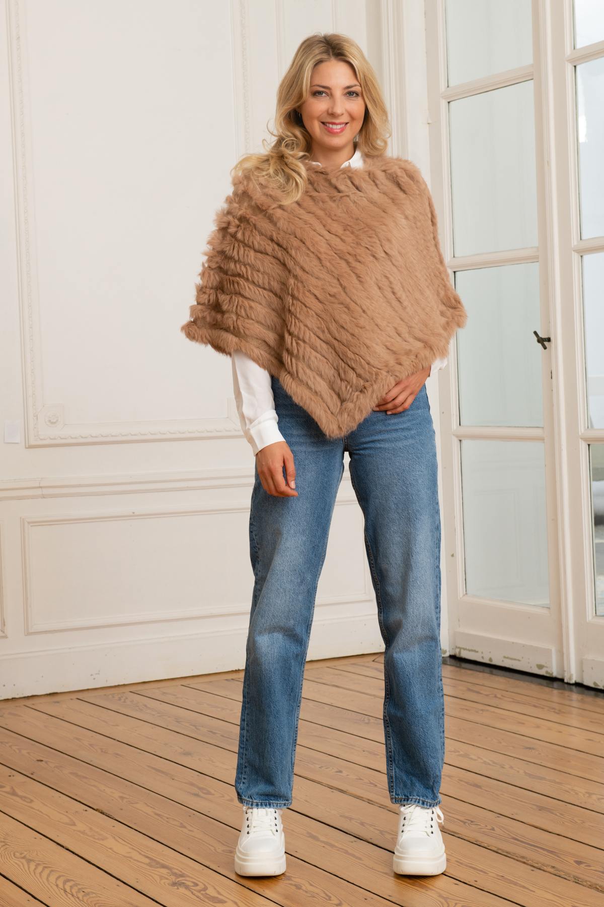 Brown rabbit fur poncho - Image n°2