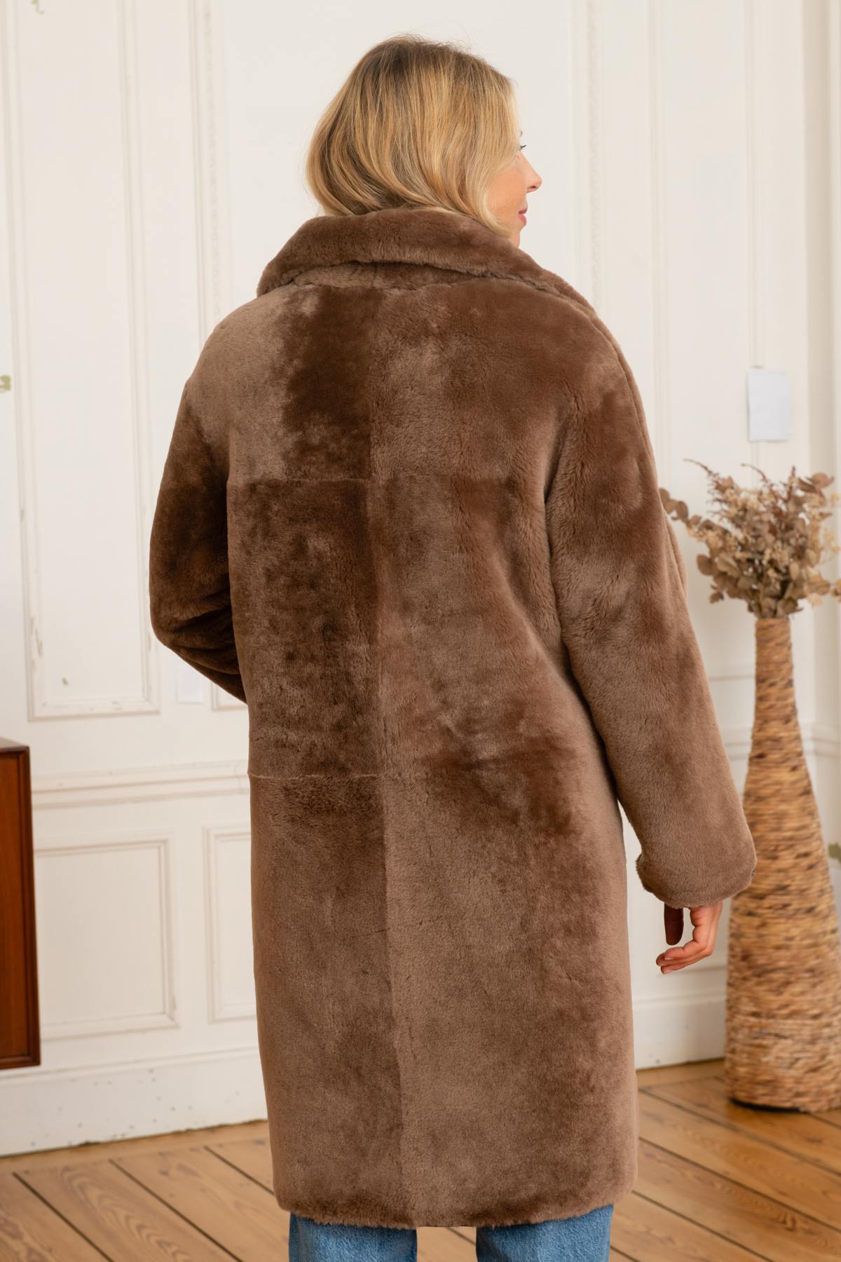 Reversible coat with fur edges - Image n°7