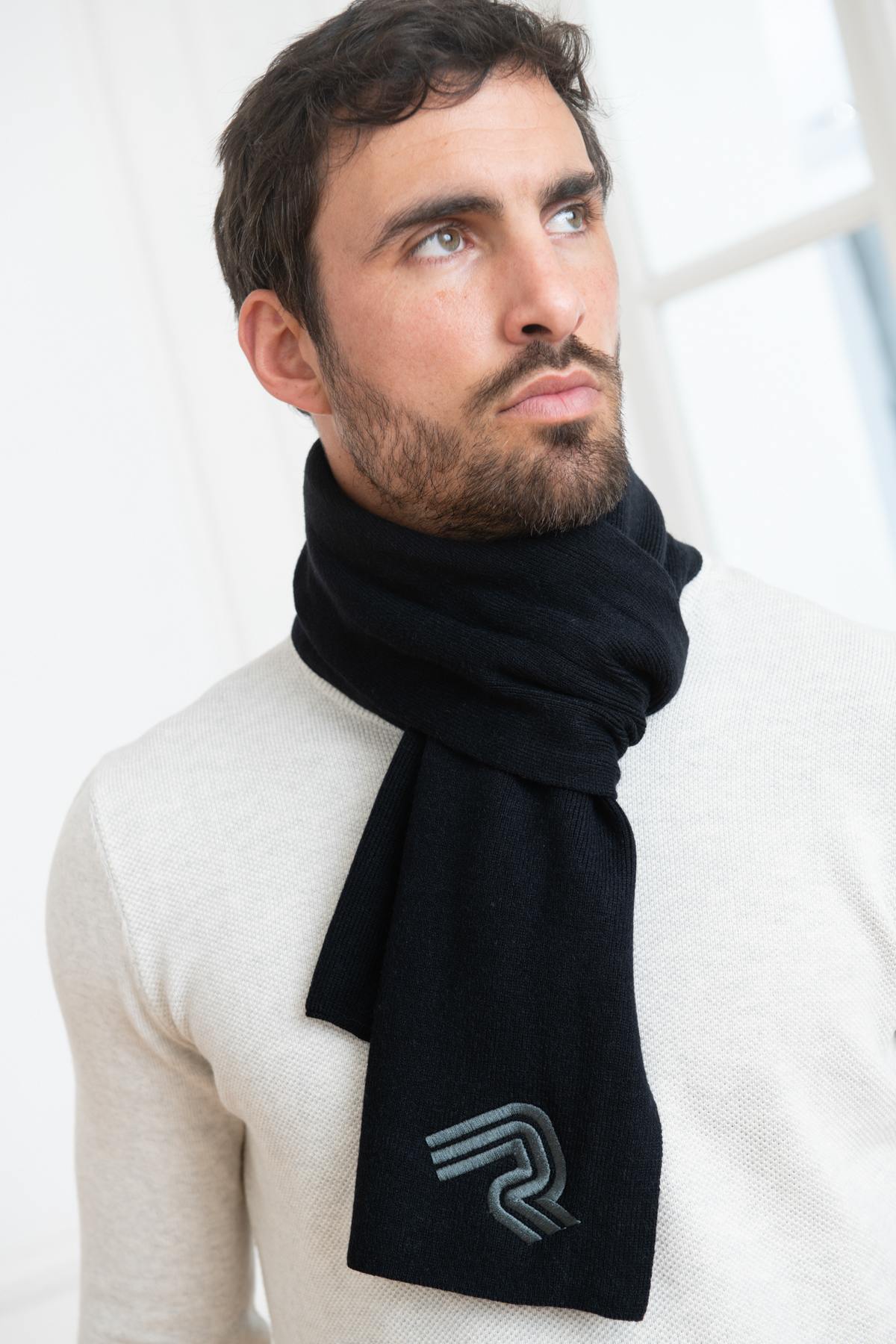 Black Scarf for Men - Image n°2