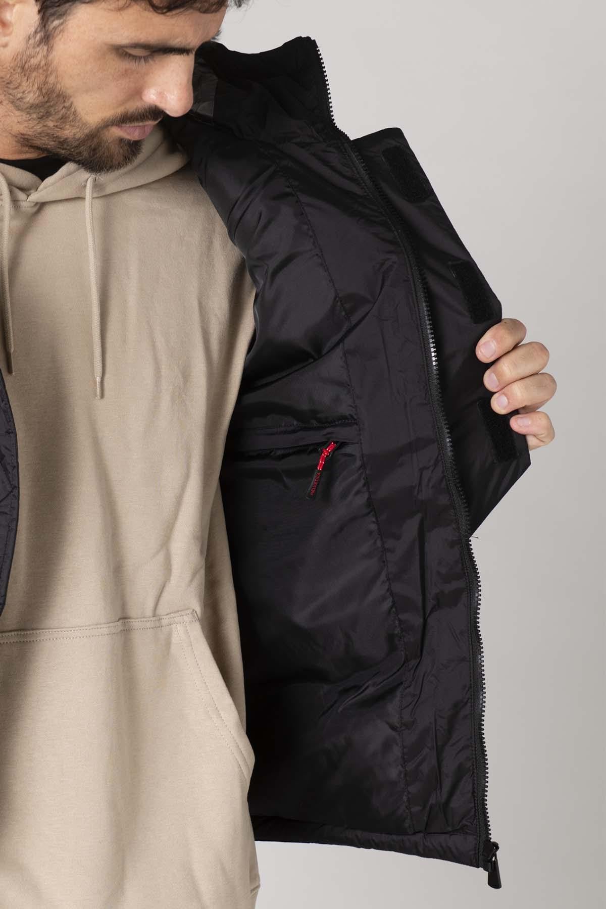 Sleeveless mountain down jacket - Image n°7