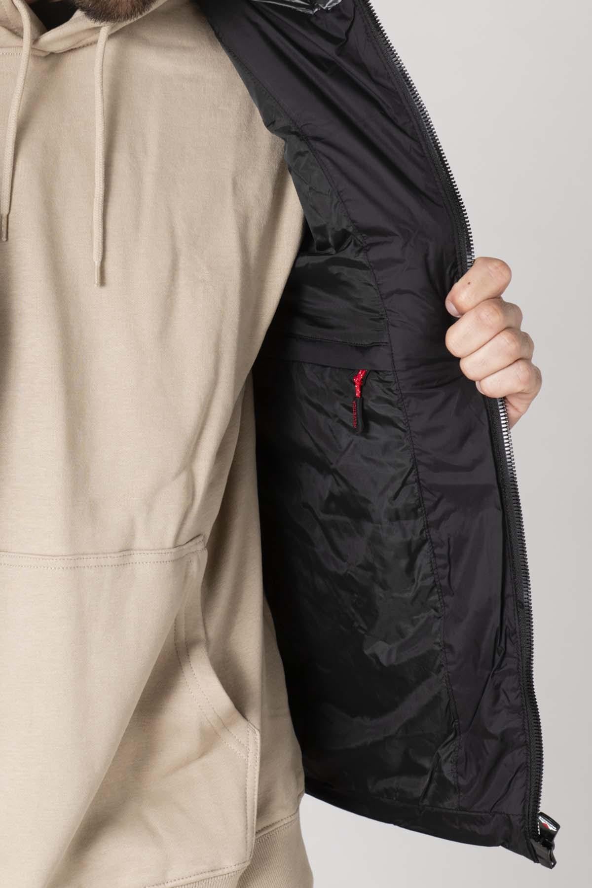 Black sleeveless sportswear down jacket - Image n°6