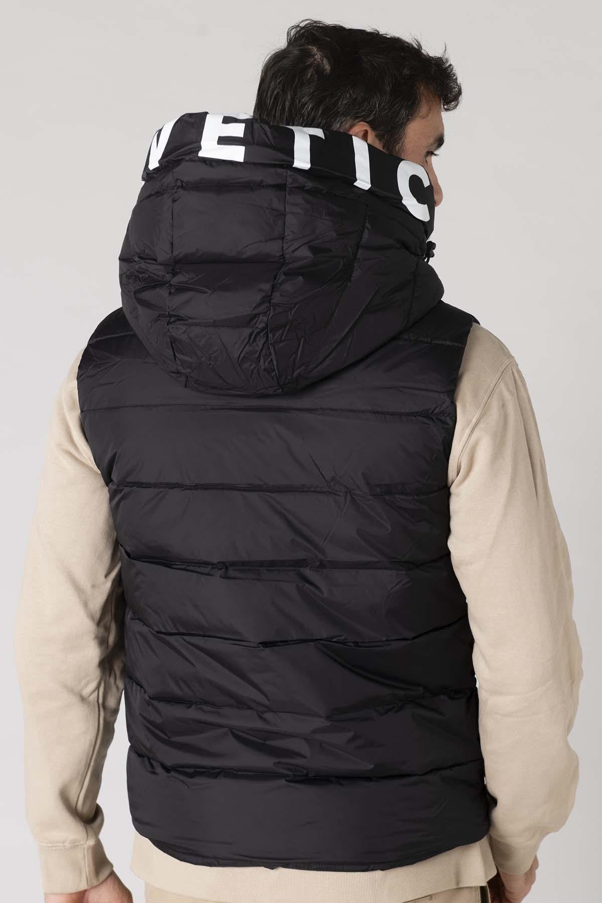 Black sleeveless sportswear down jacket - Image n°4